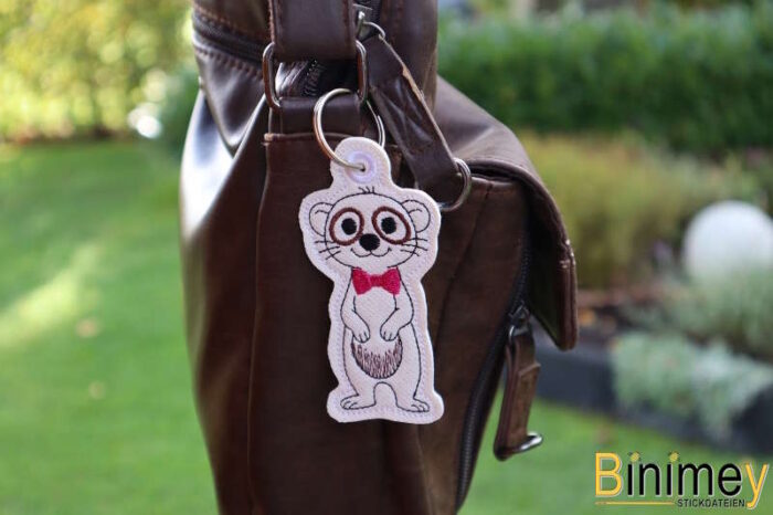 Stickdatei Stabdesign Anhänger Erdmännchen [Digital] – Bild 5