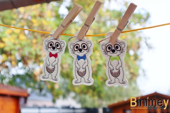 Stickdatei Stabdesign Anhänger Erdmännchen [Digital] – Bild 11